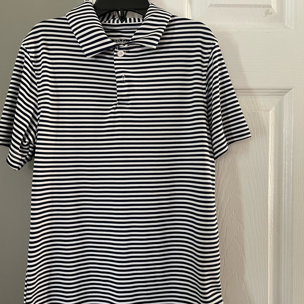 Girls DSG golf shirt; size S (8-9); excellent condition